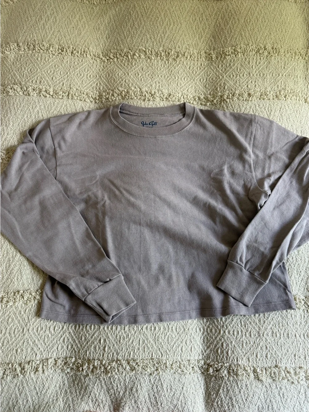 Brandy Melville crewneck long sleeve